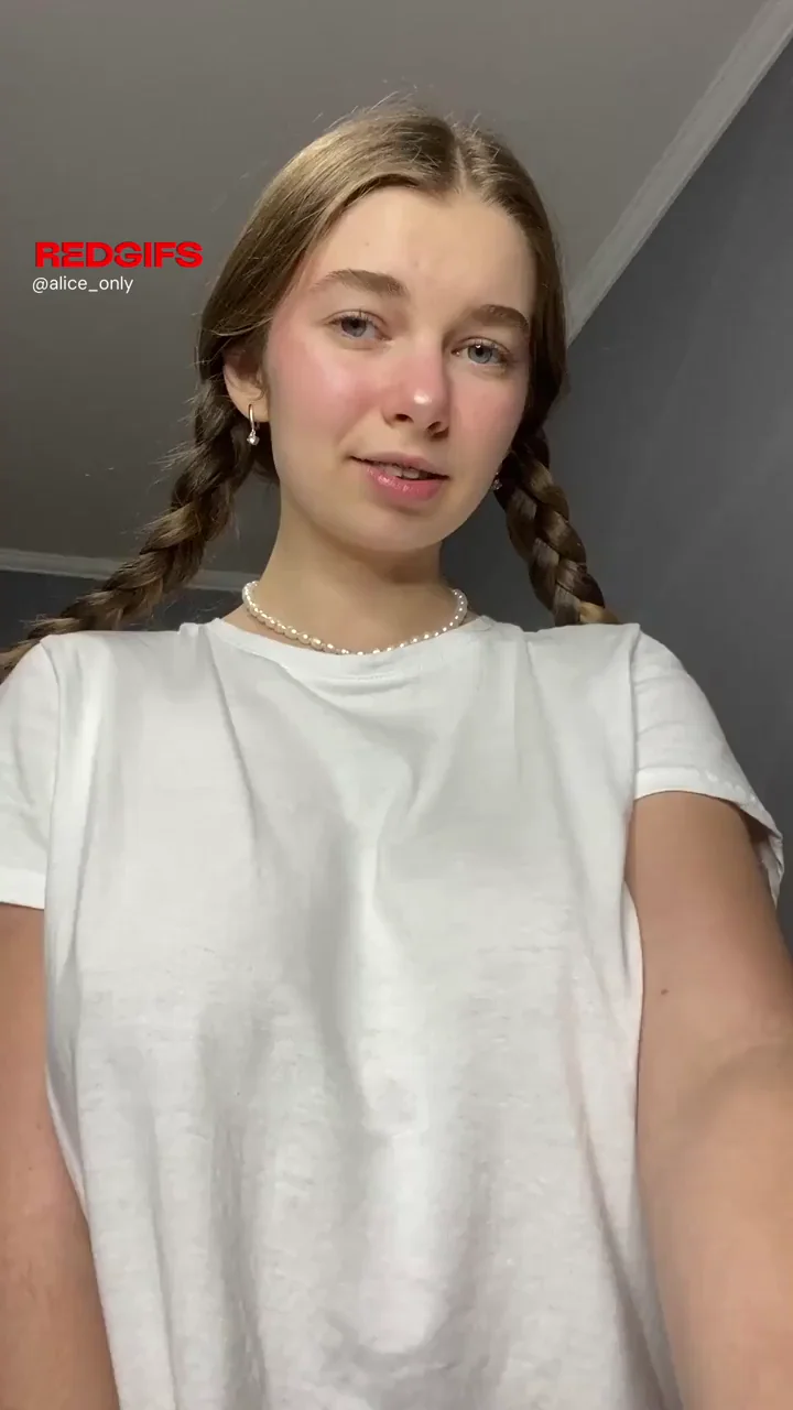 Gym Class Cutie Drops Her Massive Tits Reveal 🔥🍈🍈