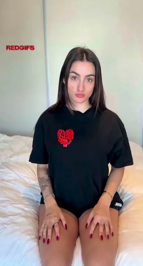 latina reveal