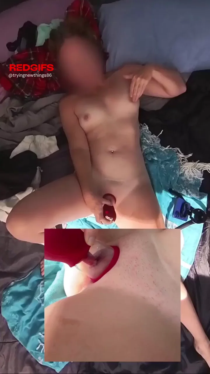 MILF's Sucking Licking Toy Devours Her Shaved Pussy