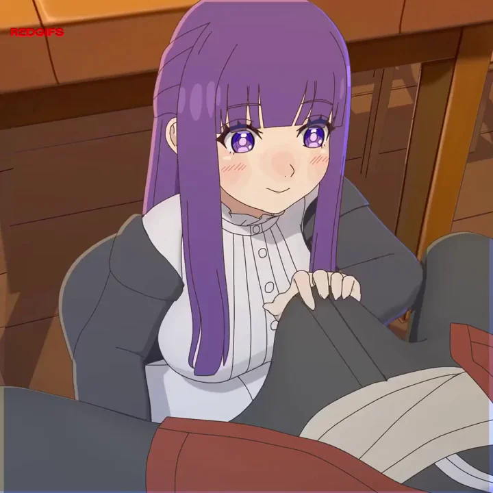 Fern has her own snack (Amplected) [Frieren: Beyond Journey's End]