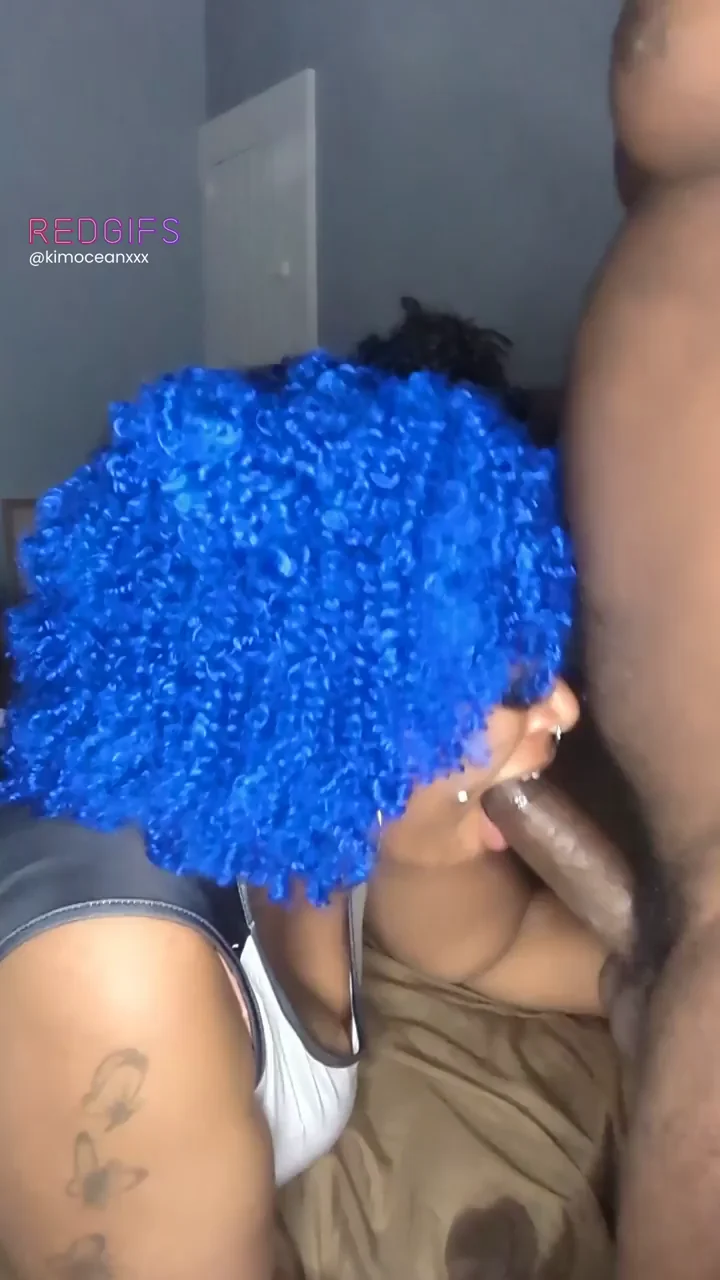 Halloween Ebony Slut Gets BBC Throat Fucked 🥜💦👻