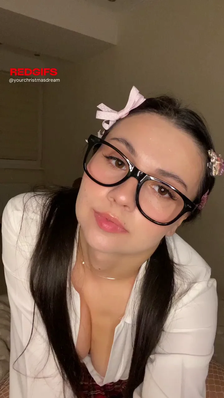 Barely Legal Nerd Slut Teases with Nerdy Glasses and Deep Cleavage