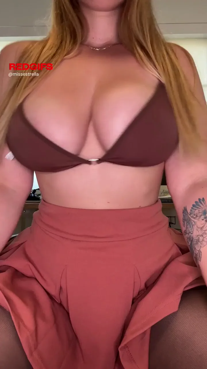 Workout Makes My Huge Tits So Fucking Horny 😈💦