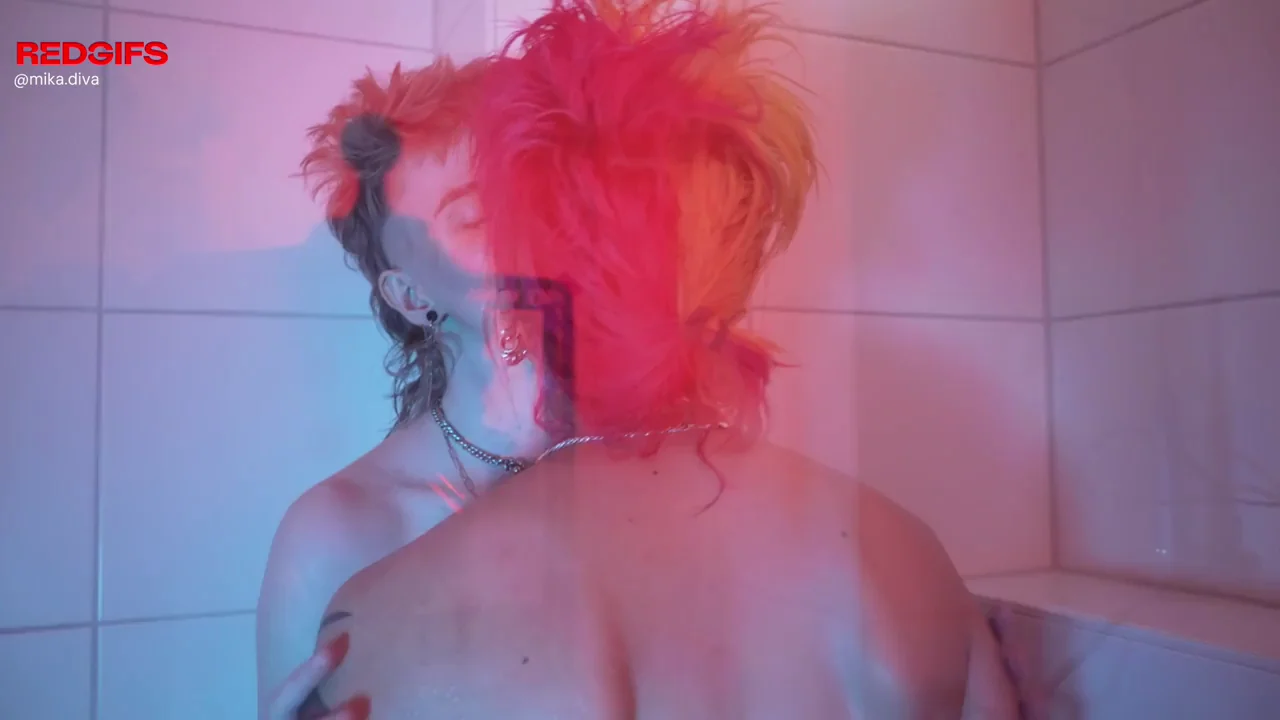 Steamy shower time with Tiger ,Who else wants to get wet with us?