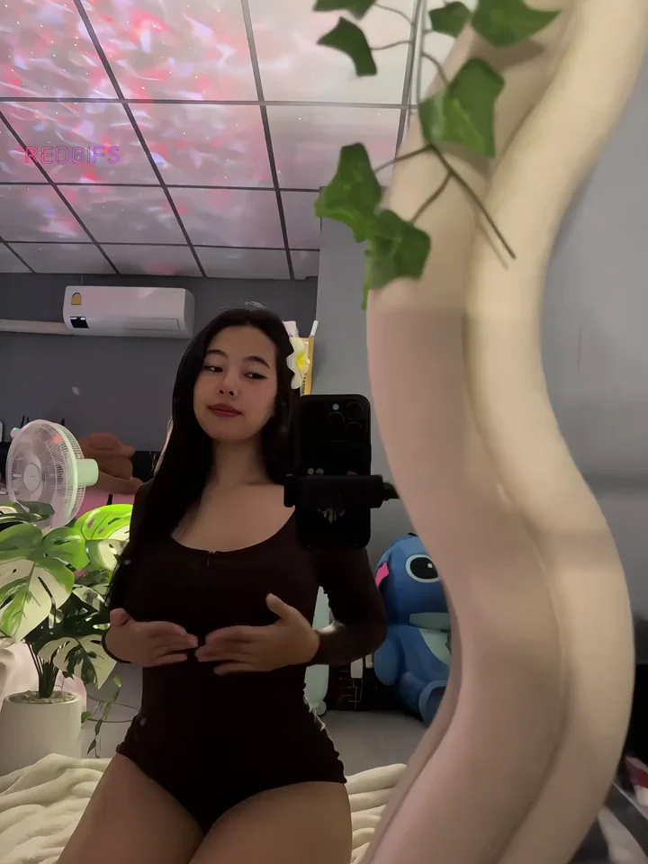 Korean girls are always horny