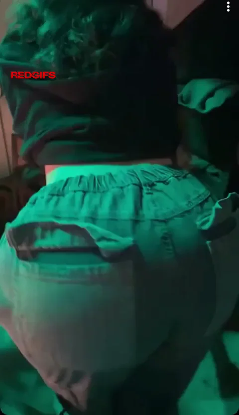 Twerking in my cosplay in public