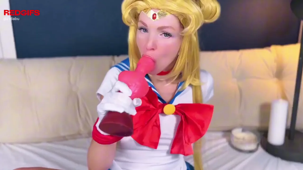 Sailor Moon's Sloppy Dildo Deepthroat Tease