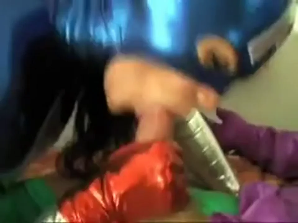 Female Captain America cosplayer sucking big dick Green Globlin
