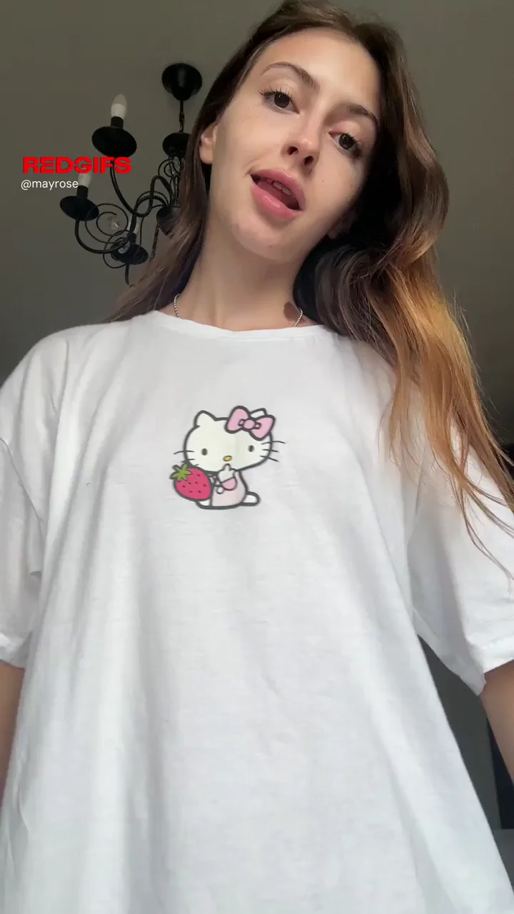 Beauty, in my eyes, is flat boobs