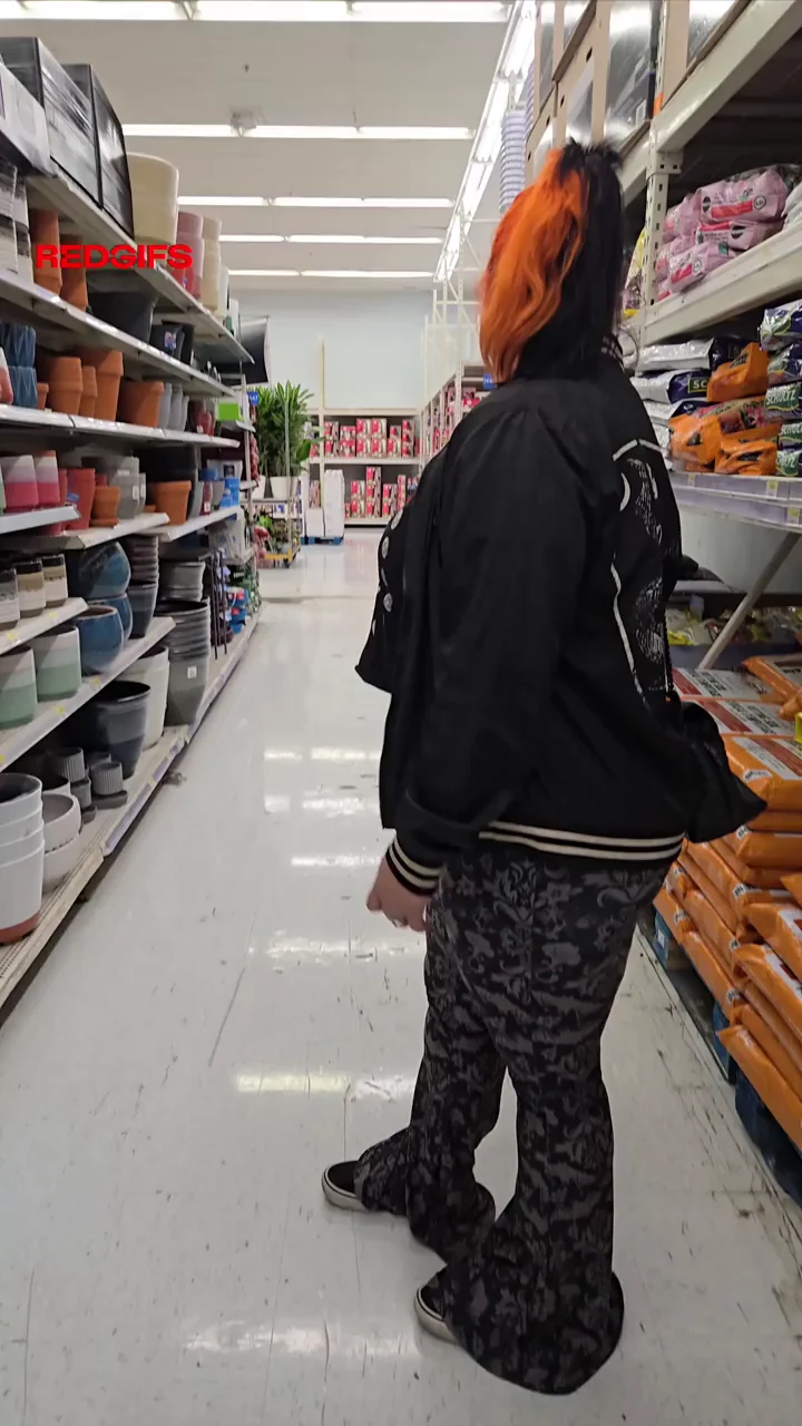 Goth Babe's Walmart Titty Drop Scare 😈🍈🍈