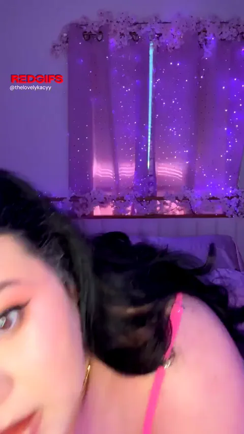 Curvy Cutie Tease: Massive Tits in Pink Bra Begging to Play 😇💦🍑