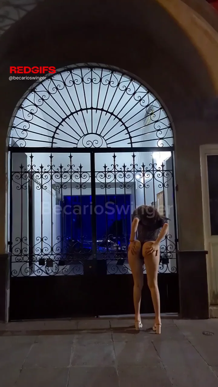 Hotwife Delivers Her Juicy Latina Ass at the Gate
