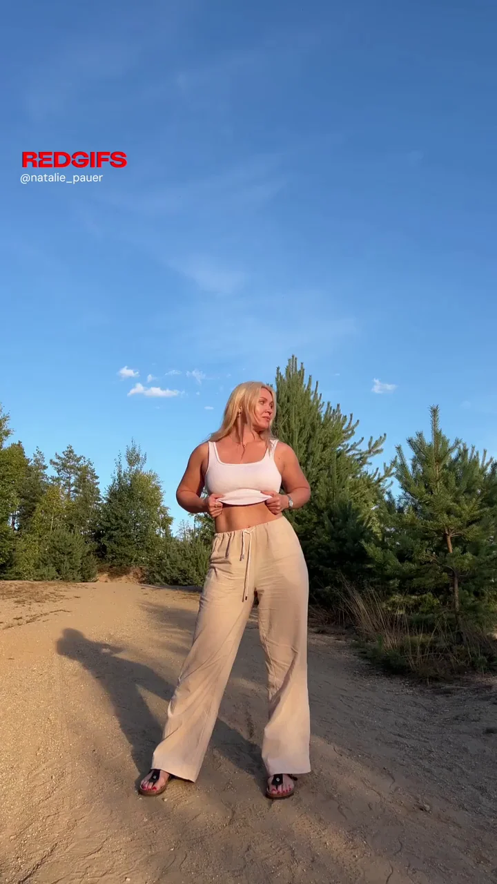 I love fooling around on the walk