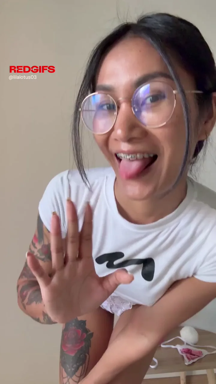 Tiny Thai Slut's Petite Body Craves Your Massive White Cock! 🍆🇹🇭😈