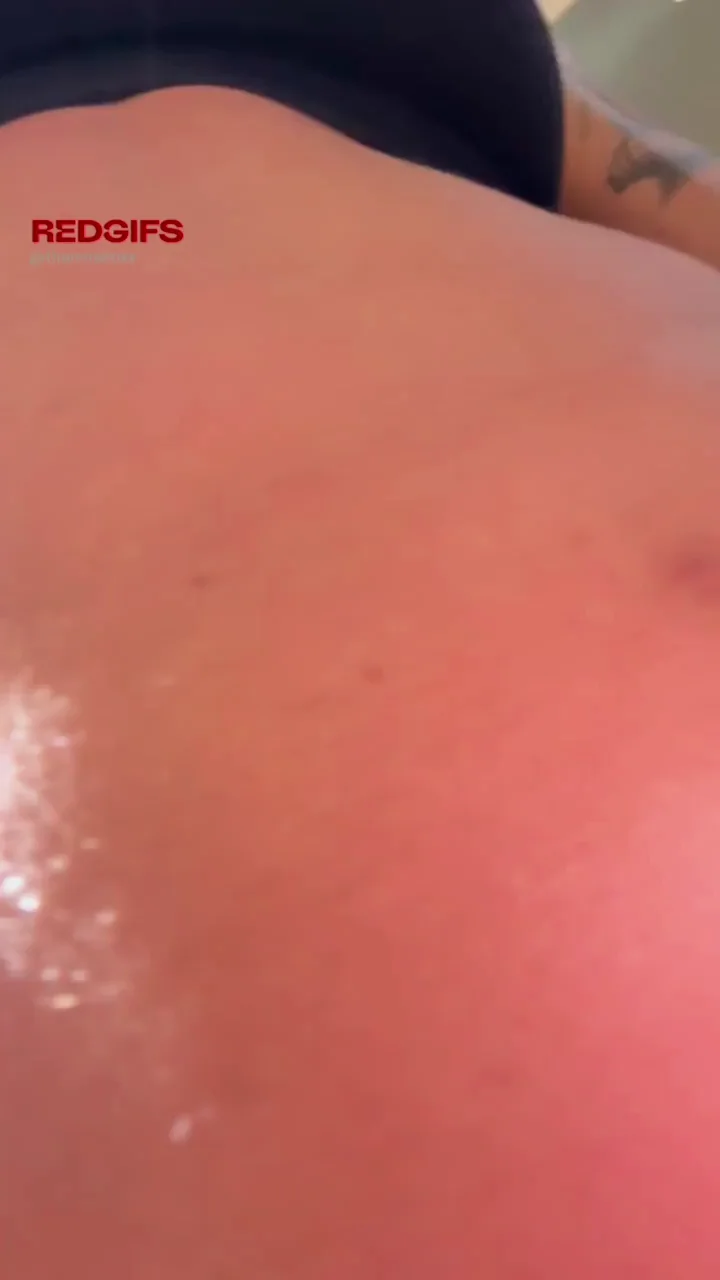 Rate My Juicy Amateur Ass: Thick Cheeks Begging for Honest Verdict!