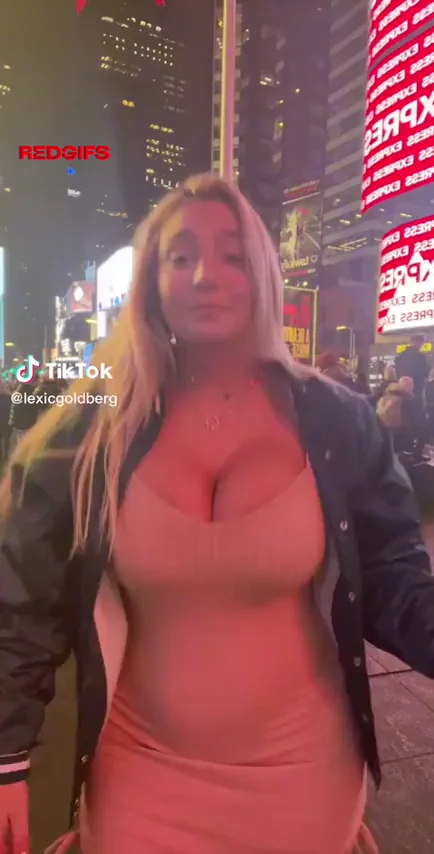 🔥 Lexi Goldberg's Massive TikTok Tits Bouncing in NYC Nights 💦🍈🍈