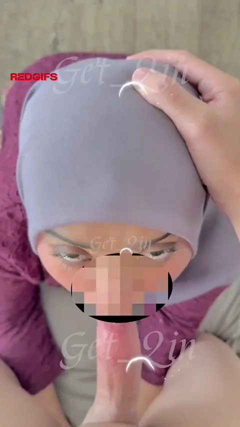POV Hijabi Housewife Gorges on Thick Cock After 3 Weeks of Cock Fasting