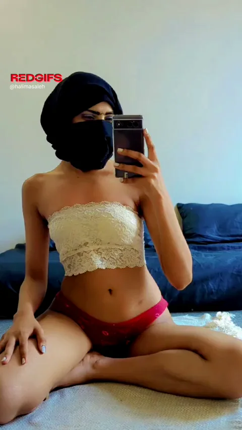 I love being a hijabi slut for bwc