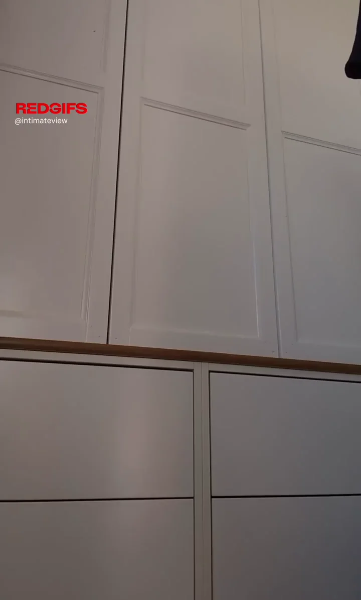 My 🍑 holds no magic. Just flavor that makes you lose control.