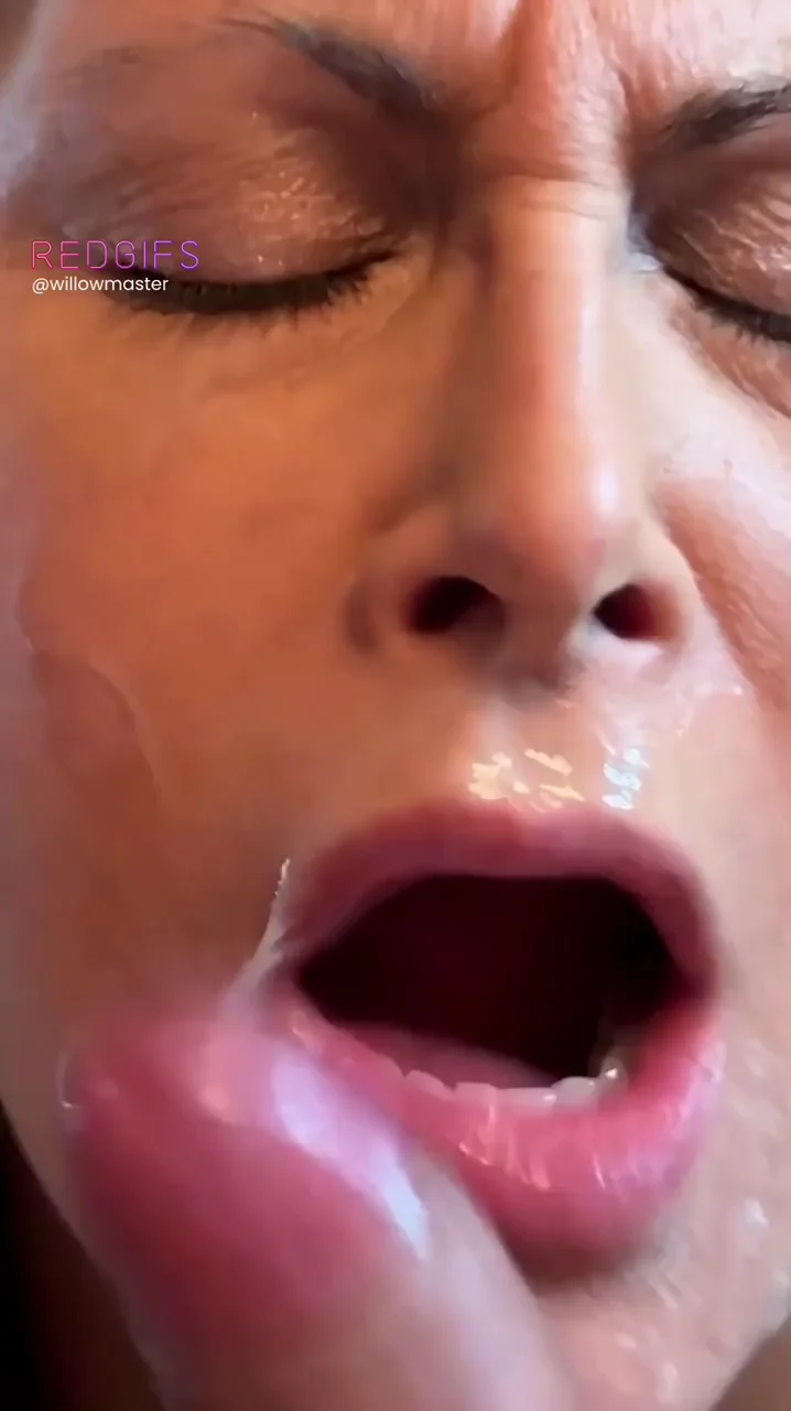 Milfy Cum Facial 💦😈