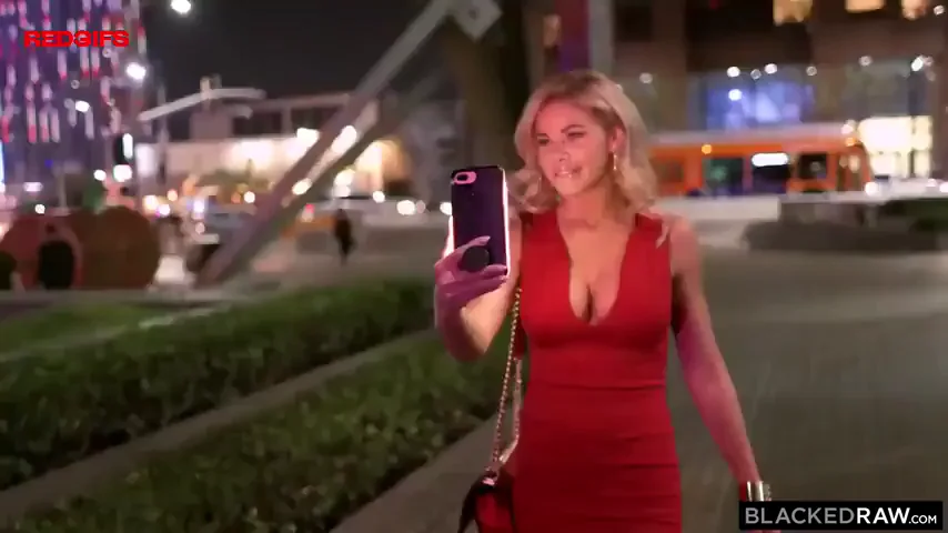 You can't convince me that Jessa Rhodes was not in love with his cock