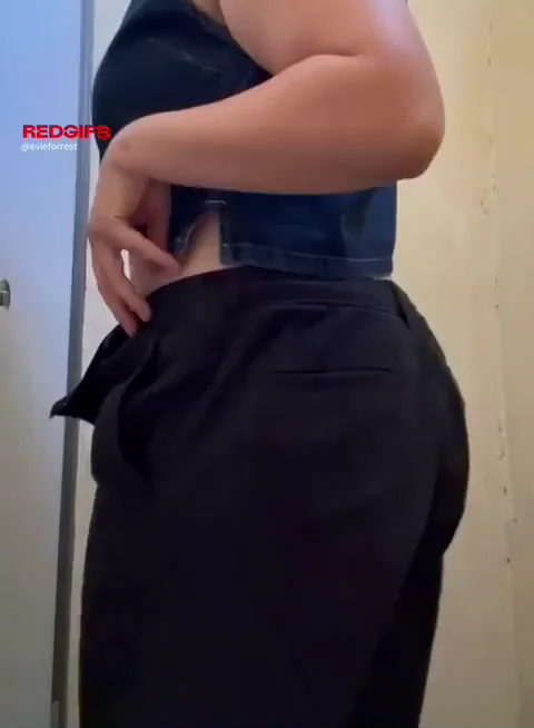 Even at work I like to show off my ass