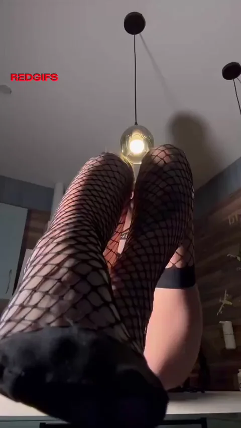 Fishnet Slut Teases Her Juicy Pussy 😈🖤