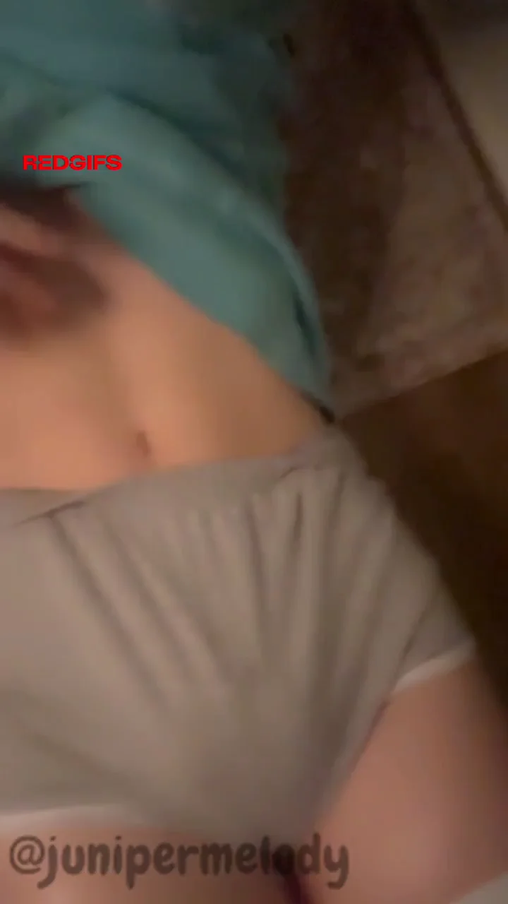 You like twink hips?