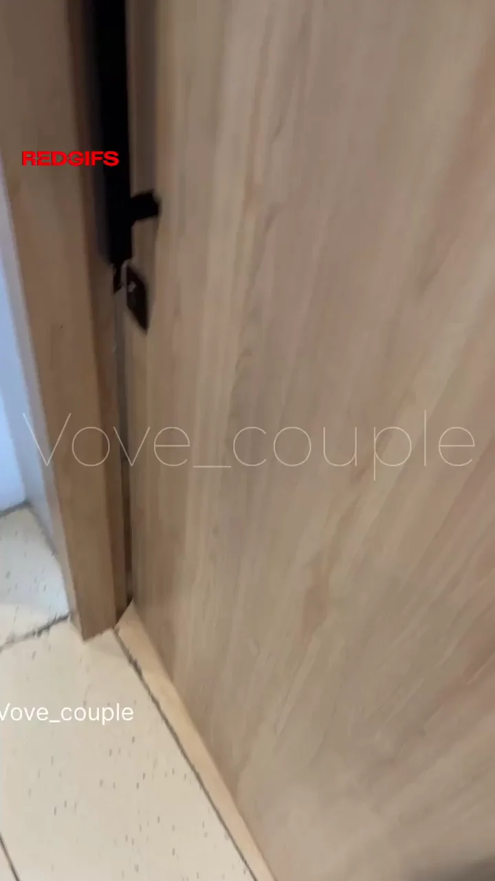 Slutty Fitting Room Slip-Up: Big Tit Babe Flashes Ass and Tits on Dare