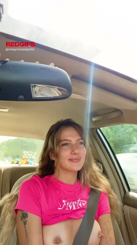 dared to keep my tits out while driving (f) being in my fishbowl car with my tits out is my favorite! :) i hope someone gets a peek