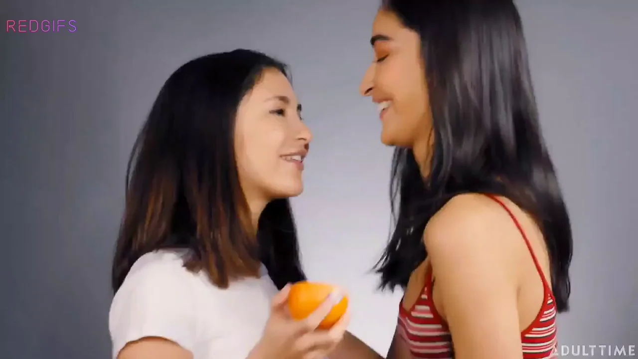 Emily kissing Jane Wilde for a minute straight