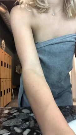 🔥 Mature MILF Caught Alone in Locker Room, Drops Towel & Flashes Tits & Pussy! 😈🧖‍♀️