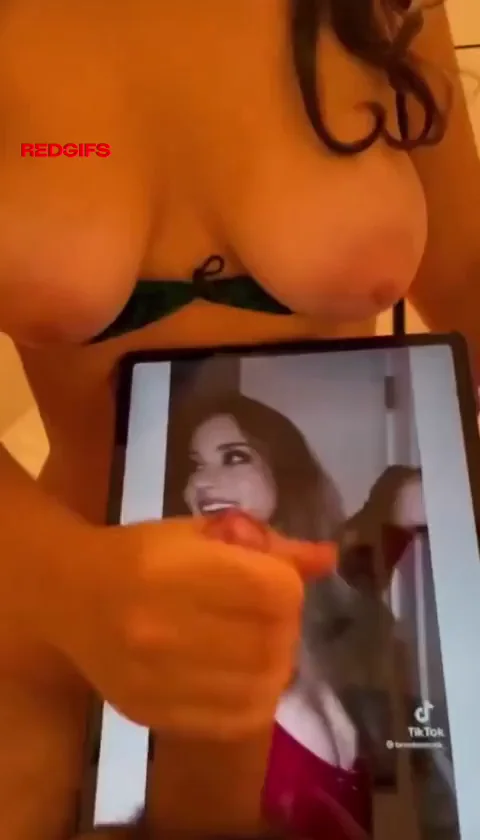 Helping him give a tribute to his favorite tiktoker