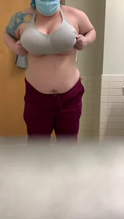 Slow-Mo Office Tit Drop Tease 😍💦