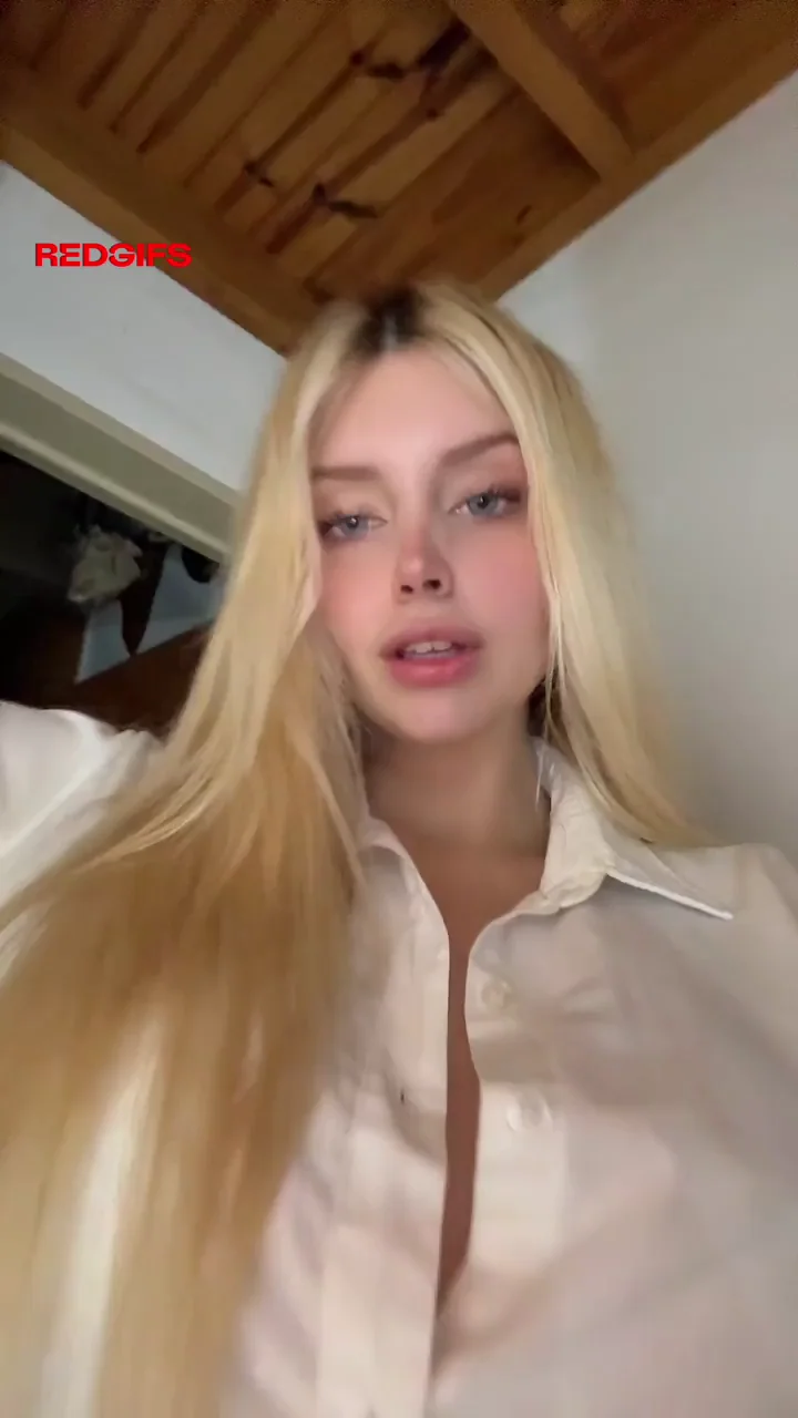 Blonde Babe's Massive Tit Tease Reveal