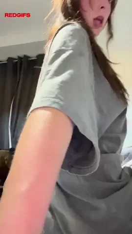 Does a pretty aussie pawg get love?