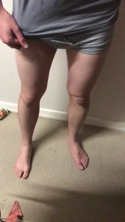 Need a Hand or Sloppy Mouth for This Thick Dick? 🍆💦