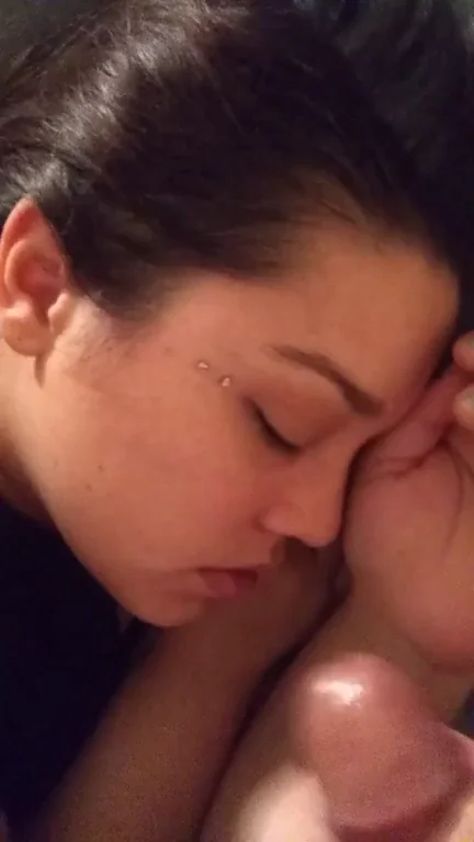 Waking Up to a Fat Cock Splattering Cum on My Face 😈💦