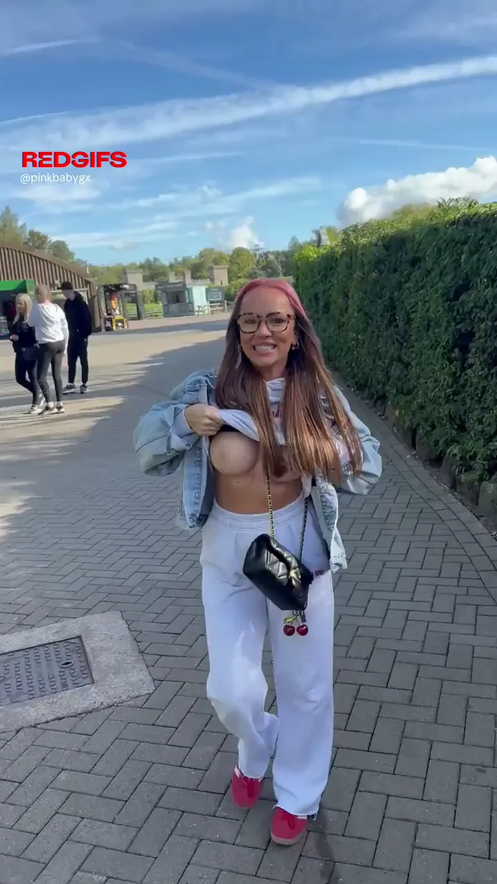 I had a lovely day out at a Theme Park... you might have already workout which one!