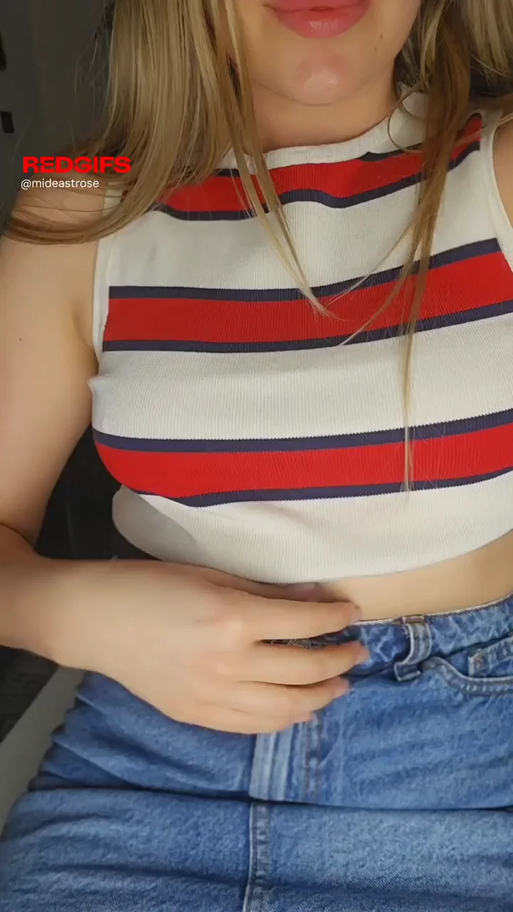 Blonde MILF's Dripping Pussy Tease: Fuck on Date One?