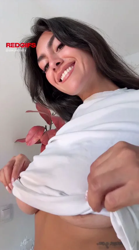 huge boobs reveal