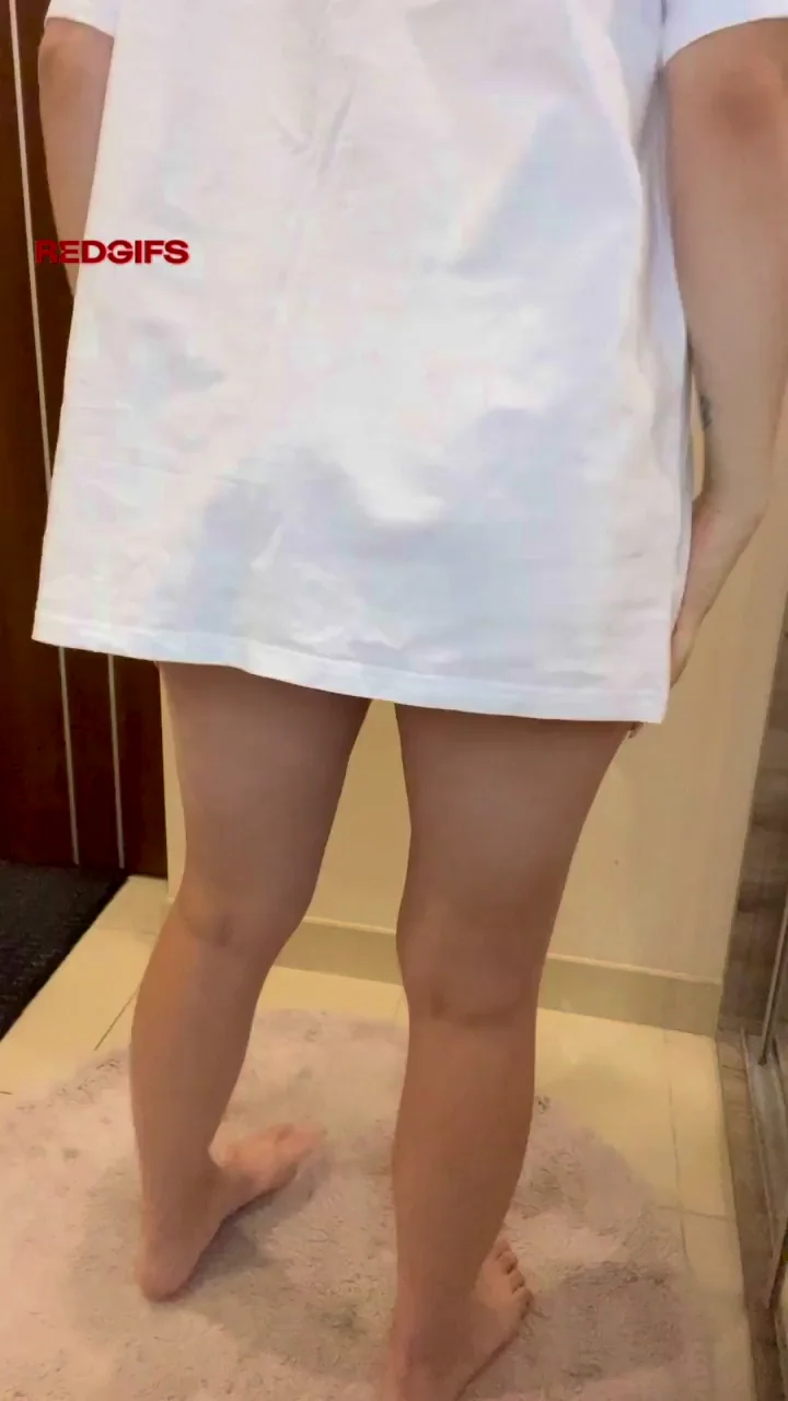 Busty Brunette Slut Begs for Dick with Her Thick Juicy Ass