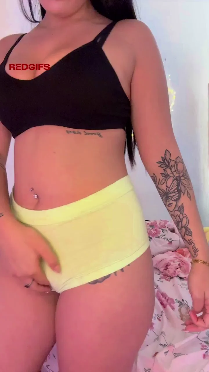 I usually don’t wear panties underneath my shorts