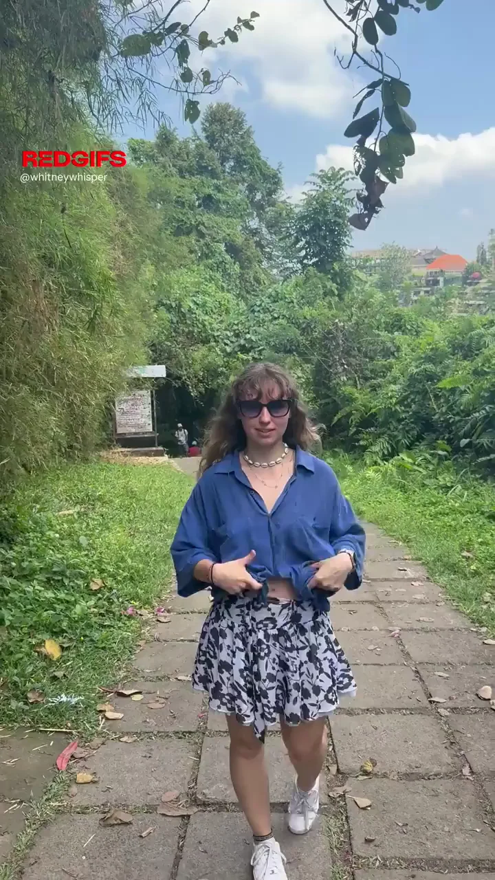 Petite Slut Loves Flashing Tits in Public Park
