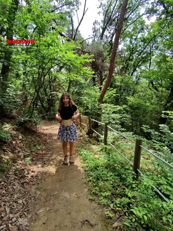I love to get risky in public trails