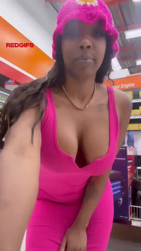 Thick Ebony Babe Makes That Ass Clap in Pink Bodysuit 🔥🍑