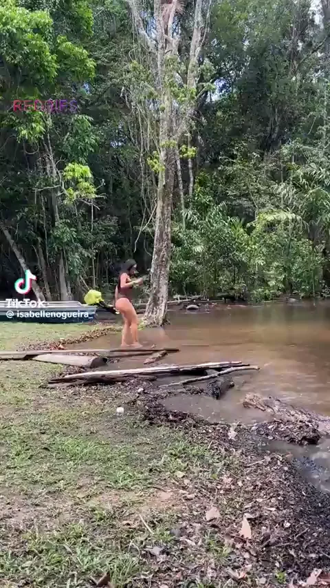 Isabelle Nogueira's Massive Latina Ass 🍑🌊 TikTok Tease
