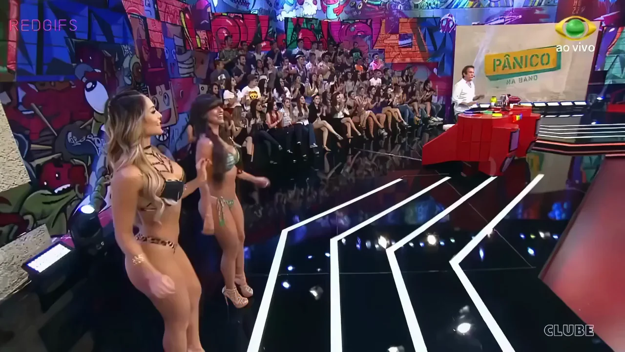 Aline Mineiro e Carol Dias (Panicats)