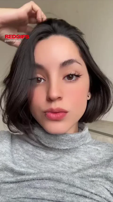 Neighborhood's Juiciest Tits on This Cute Teen Slut 😍🍈🍈