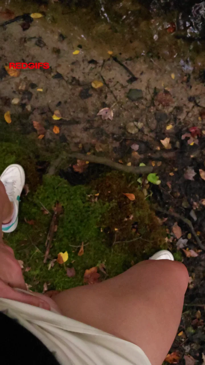 Outdoor Pussy Piss Stream: Squat & Squirt with Me!
